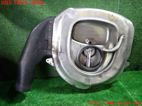 1UPJ-9233042560]ベンツ 500SL(不明)エアクリーナーボックス 中古_3