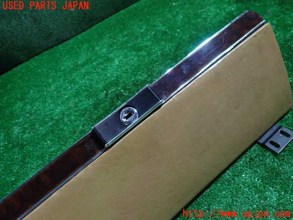 1UPJ-9233047516]ベンツ 500SL(不明)グローブボックス1 中古_3