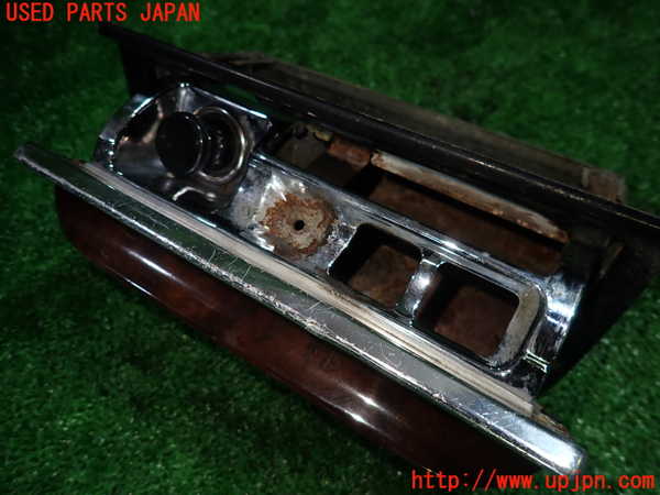 1UPJ-9233047821]ベンツ 500SL(不明)灰皿1 中古_2