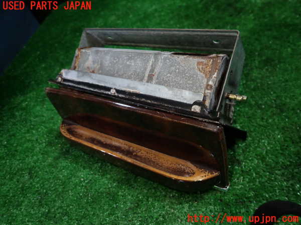 1UPJ-9233047821]ベンツ 500SL(不明)灰皿1 中古_4