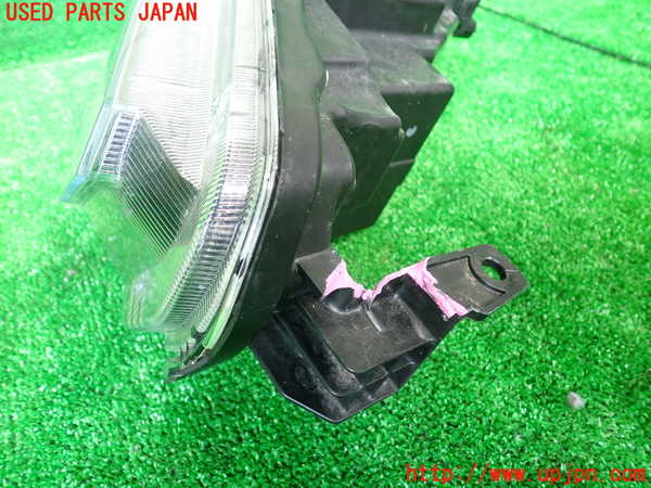 1UPJ-9233051130]WR-V(DG5)右ヘッドライト LED 中古_5