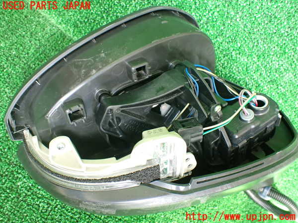 1UPJ-9233051210]WR-V(DG5)右ドアミラー 【ジャンク】_3