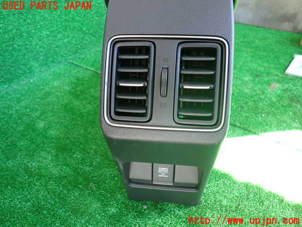 1UPJ-9233057540]WR-V(DG5)センターコンソール 中古_3