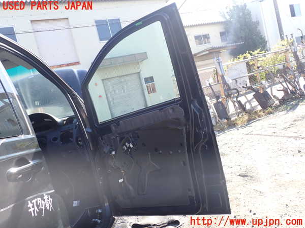 1UPJ-9233061230]ベンツ V350 W639(639350C)右前ドア SEKURIT M75 中古_4