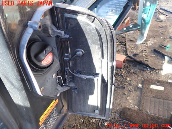 1UPJ-9233061690]ベンツ V350 W639(639350C)フューエルリッド 中古_2
