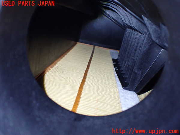 1UPJ-9233062560]ベンツ V350 W639(639350C)エアクリーナーボックス 中古_3