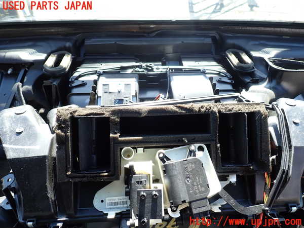 1UPJ-9233066081]ベンツ V350 W639(639350C)エバポレーター1 中古_2