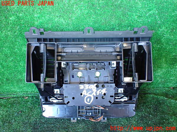 1UPJ-9233066066]ベンツ V350 W639(639350C)エアコンスイッチ1 中古_3
