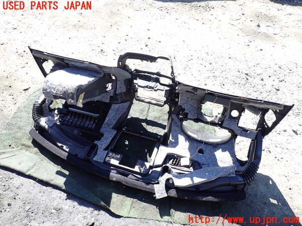 1UPJ-9233067505]ベンツ V350 W639(639350C)ダッシュボード 中古_5