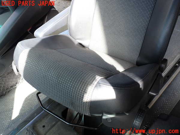 1UPJ-9233067065]ベンツ V350 W639(639350C)助手席シート 中古_3