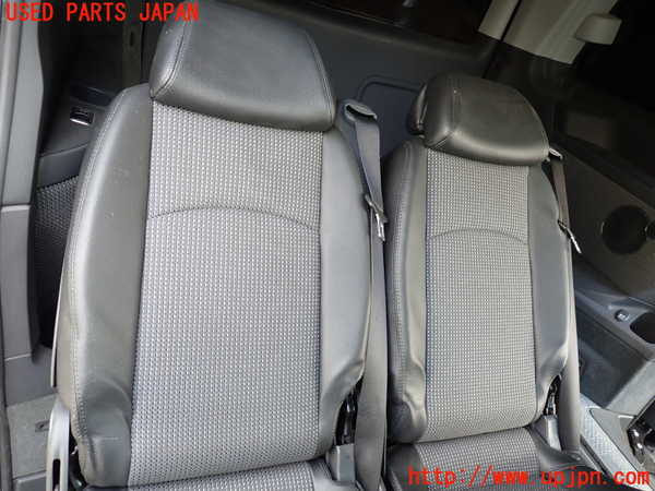1UPJ-9233067235]ベンツ V350 W639(639350C)右3列目シート 中古_2