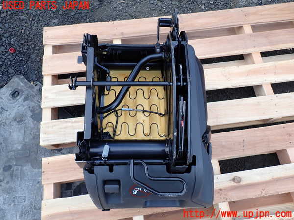 1UPJ-9233067265]ベンツ V350 W639(639350C)左3列目シート 中古_5