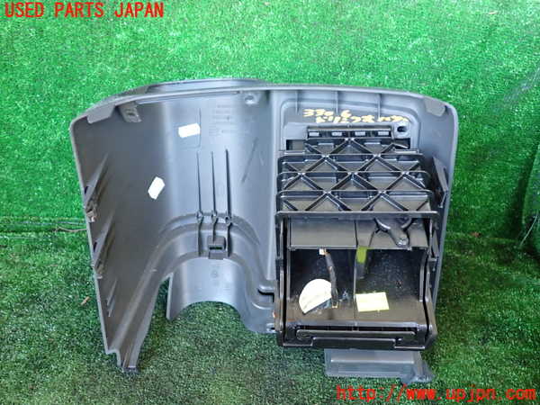 1UPJ-9233067810]ベンツ V350 W639(639350C)ドリンクホルダー 中古_4
