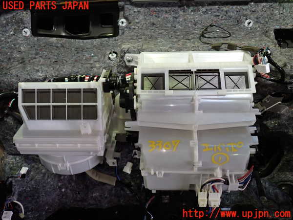 1UPJ-9233076081]デリカD：5(CV1W)エバポレーター1 中古_4