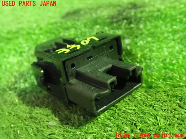 1UPJ-9233076245]デリカD：5(CV1W)左前パワーウィンドウスイッチ 中古_2