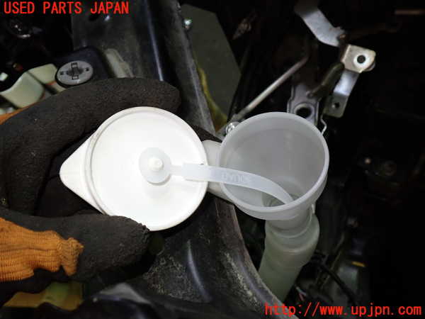 1UPJ-9233076791]デリカD：5(CV1W)ウォッシャータンク1 中古_2