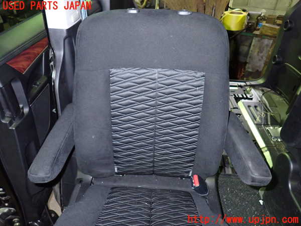 1UPJ-9233077145]デリカD：5(CV1W)右2列目シート 中古_3