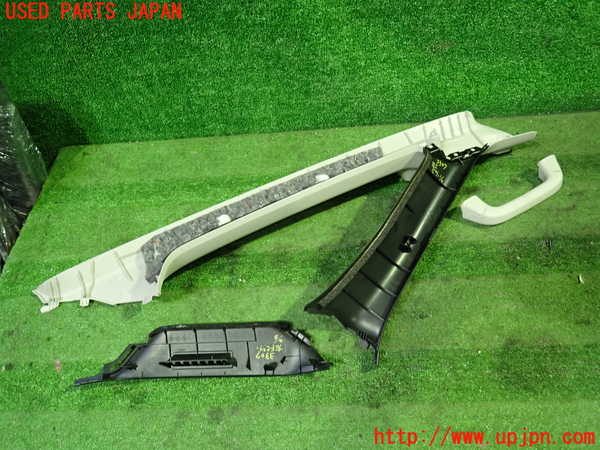 1UPJ-9233077660]デリカD：5(CV1W)左フロントピラートリム 中古_4