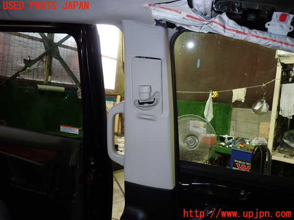 1UPJ-9233077670]デリカD：5(CV1W)左センターピラートリム 中古_2