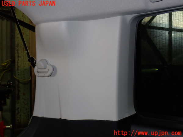 1UPJ-9233077680]デリカD：5(CV1W)左リアピラートリム 中古_3