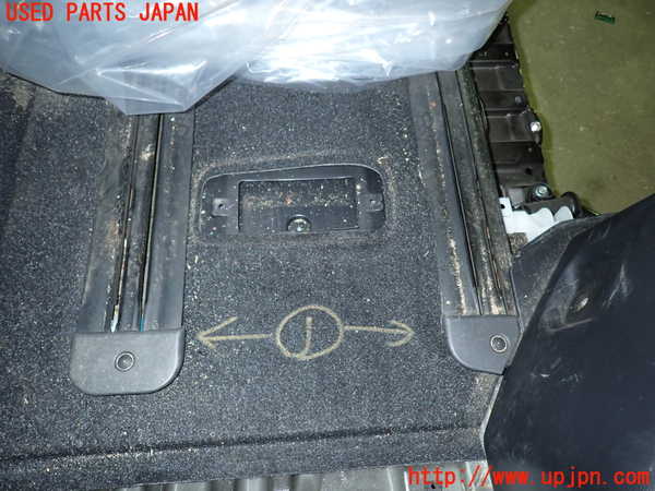 1UPJ-9233077496]デリカD：5(CV1W)シートレール (1) 中古_2