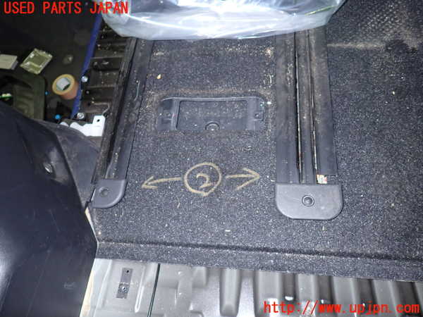 1UPJ-9233077497]デリカD：5(CV1W)シートレール (2) 中古_2