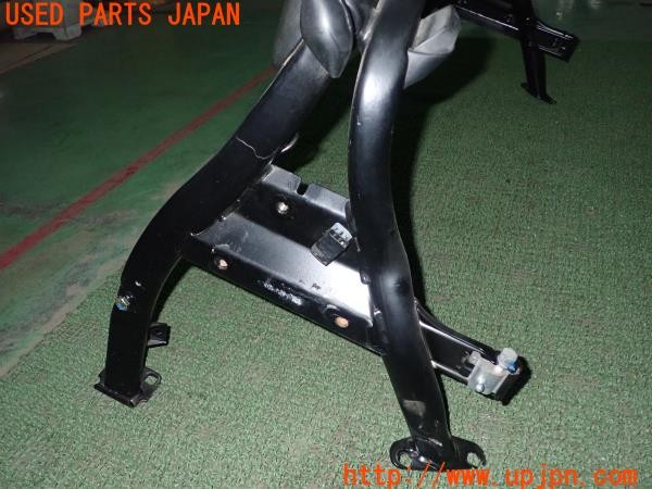 3UPJ=9233080715]ポルシェ ボクスター S(98624)純正 ロールバー 中古_4