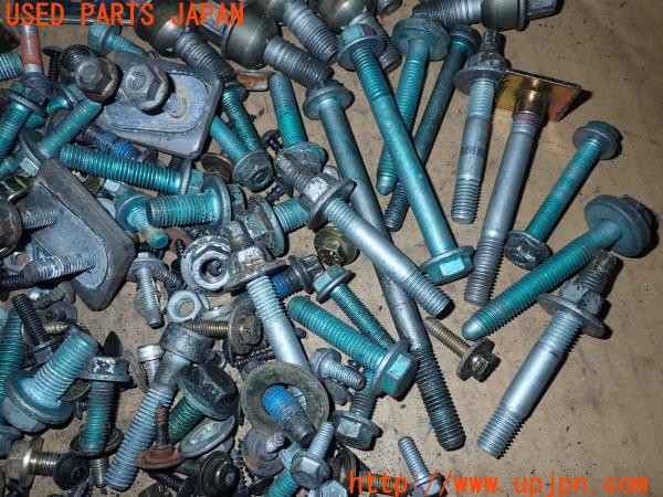 3UPJ=9233080720]ポルシェ ボクスター S(98624)ネジ・ナット・ステー類 セット ジャンク_3