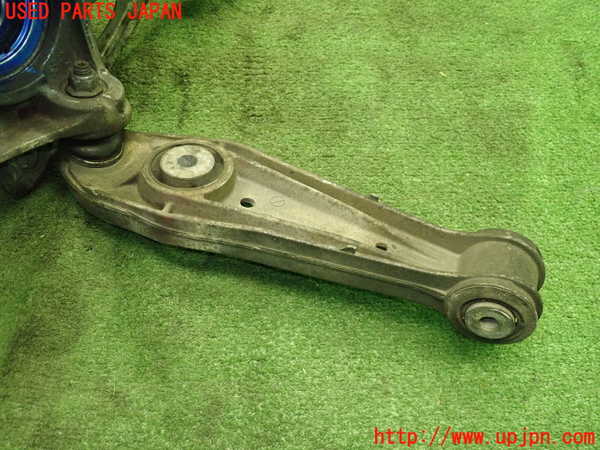 1UPJ-9233084300]ポルシェ・ボクスター(98624)右リアナックルハブ 中古_5