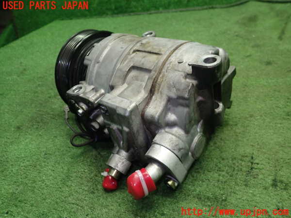 1UPJ-9233086025]ポルシェ・ボクスター(98624)エアコンコンプレッサー 中古_2