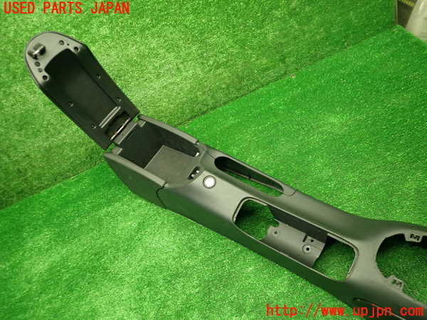 1UPJ-9233087540]ポルシェ・ボクスター(98624)センターコンソール 中古_3