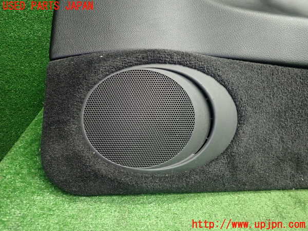1UPJ-9233081234]ポルシェ・ボクスター(98624)右ドア内張り 中古_3