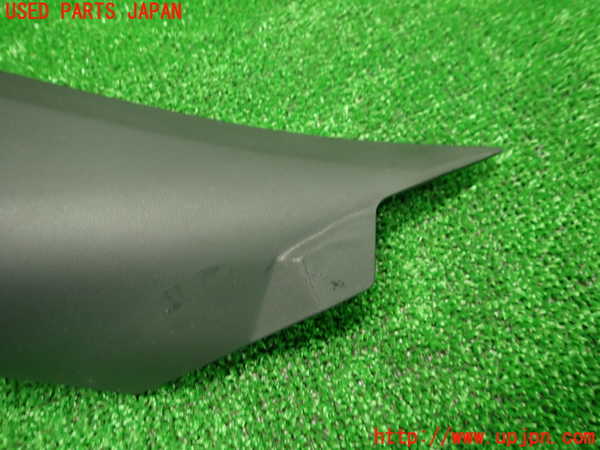 1UPJ-9233087660]ポルシェ・ボクスター(98624)左フロントピラートリム 中古_4