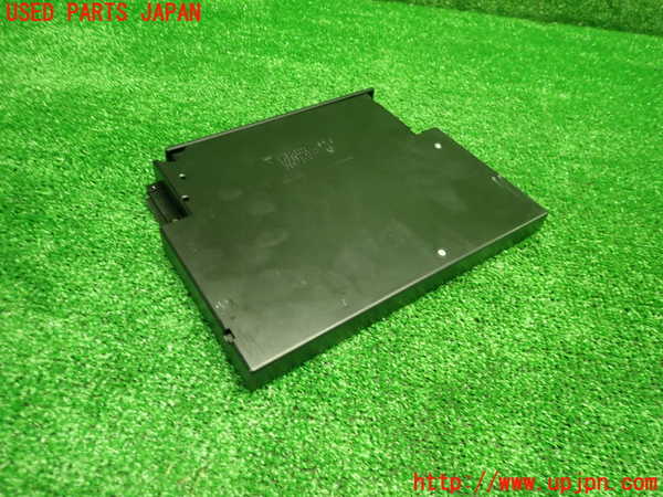 1UPJ-9233087810]ポルシェ・ボクスター(98624)ドリンクホルダー 中古_2