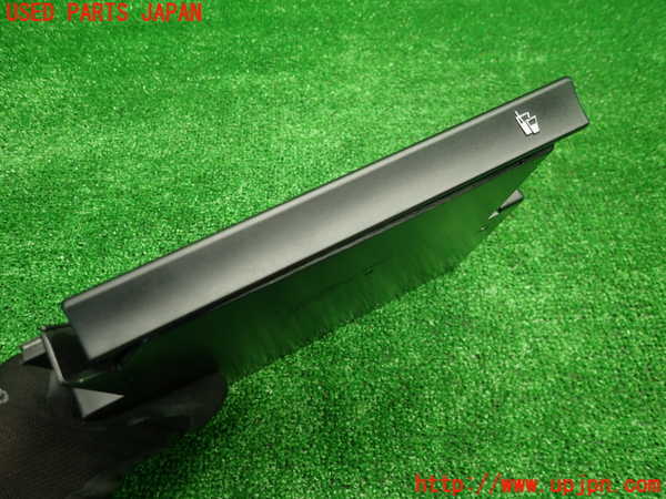 1UPJ-9233087810]ポルシェ・ボクスター(98624)ドリンクホルダー 中古_3