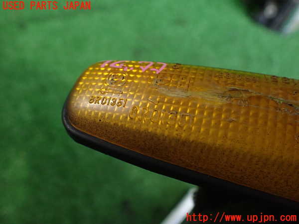 2UPJ-9233091160]グロリア Y33型(HY33)右ウィンカーレンズ (ジャンク品) 中古_4