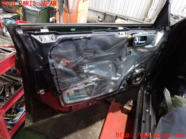 2UPJ-9233091260]グロリア Y33型(HY33)左前ドア 中古(M2H5)_3