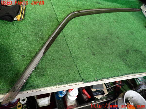 2UPJ-9233091400]グロリア Y33型(HY33)右サイドバイザー 中古_4