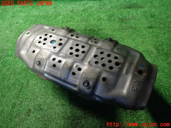 2UPJ-9233092661]グロリア Y33型(HY33)触媒1 中古_3