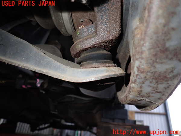 2UPJ-9233095200]グロリア Y33型(HY33)右リアロアアーム1 中古_2