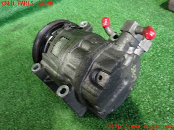 2UPJ-9233096025]グロリア Y33型(HY33)エアコンコンプレッサー 中古_2