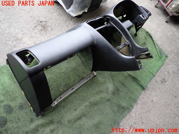 2UPJ-9233097505]グロリア Y33型(HY33)ダッシュボード 中古_2