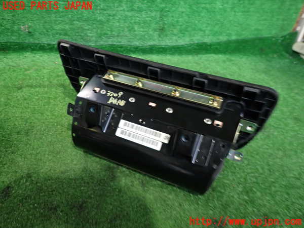 2UPJ-9233097870]グロリア Y33型(HY33)助手席側エアバッグカバー 中古_3