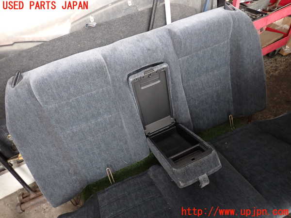 2UPJ-9233097385]グロリア Y33型(HY33)リアシート 中古_2