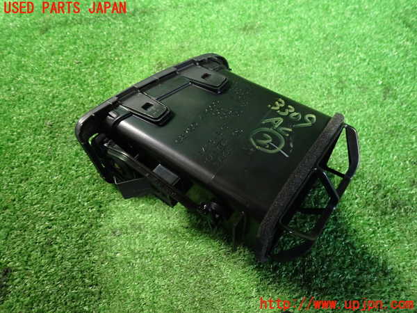 2UPJ-9233097527]グロリア Y33型(HY33)エアコン吹き出し口2 (右) 中古_2