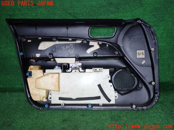2UPJ-9233091234]グロリア Y33型(HY33)右前ドア内張り 中古_3