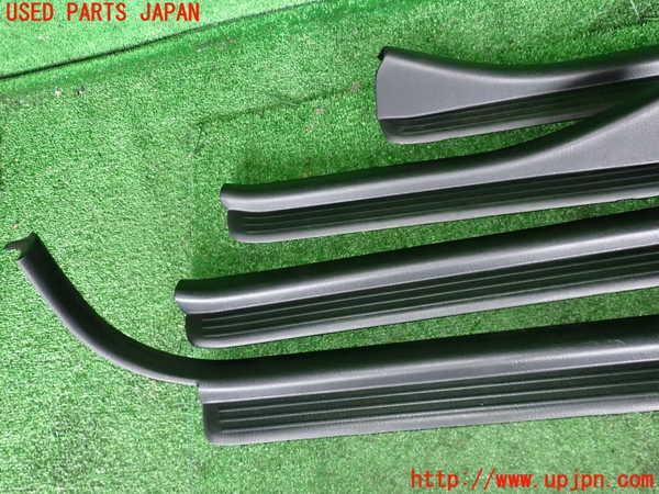 2UPJ-9233097740]グロリア Y33型(HY33)スカッフプレート 中古_3