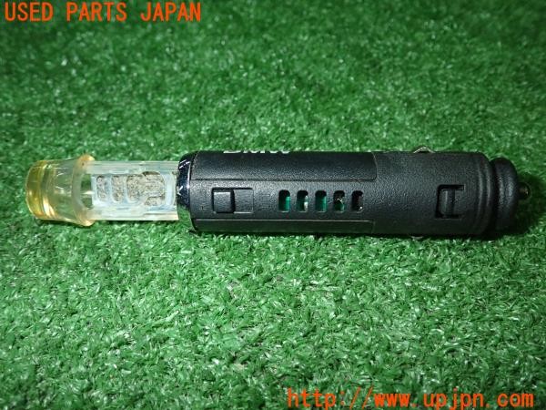 3UPJ=9233100001]BMW 218d アクティブツアラー(2C20 F45)純正 アロマディフューザー 本体 中古_2