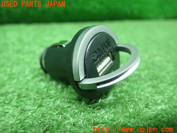 3UPJ=9233100512]BMW 218d アクティブツアラー(2C20 F45)純正 65412166411 USBチャージャー シガーソケット 中古_2