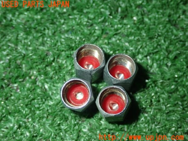 3UPJ=9233100522]BMW 218d アクティブツアラー(2C20 F45)エアバルブキャップ 中古_3